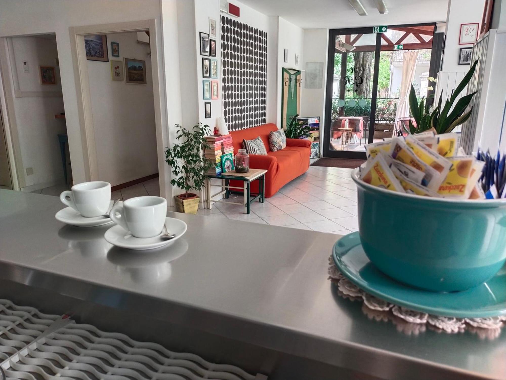 Hotel Goldene Rose Rimini Bagian luar foto