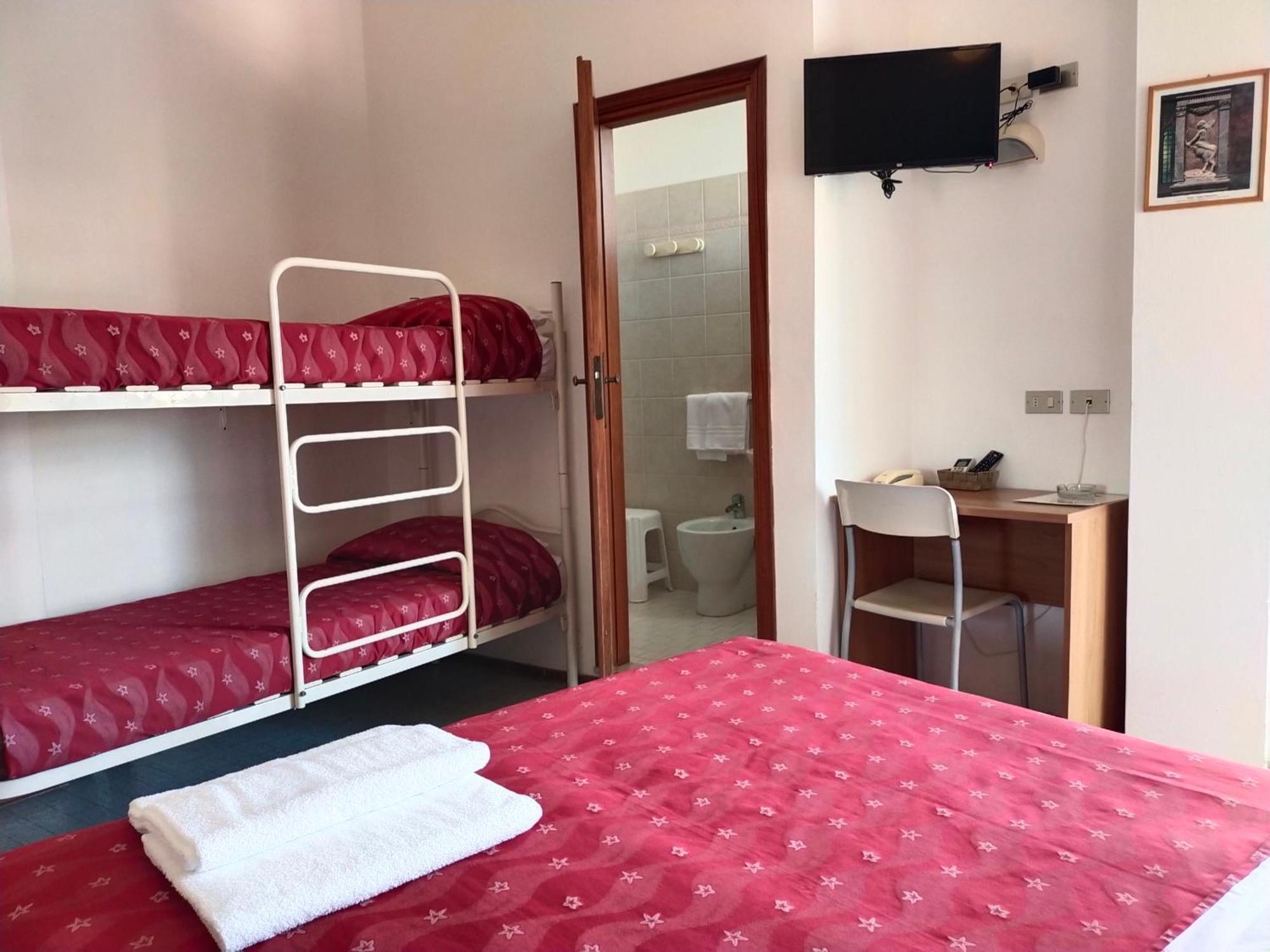 Hotel Goldene Rose Rimini Bagian luar foto